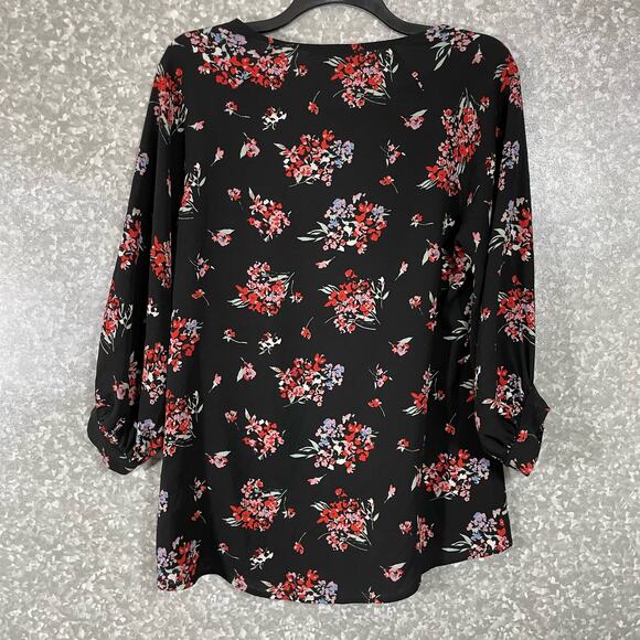 Gibson Black & Red Floral Twist Front Tunic Length Top - Size Large - 3/4 Sleeve - Picture 7 of 7